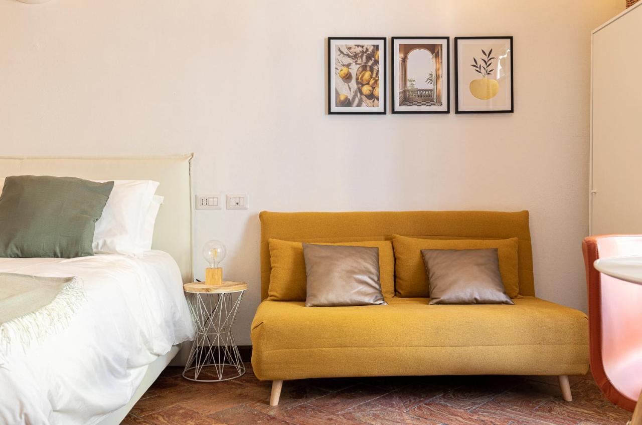 Cozy House In Naviglio Grande - Homy Apartments Милан Экстерьер фото
