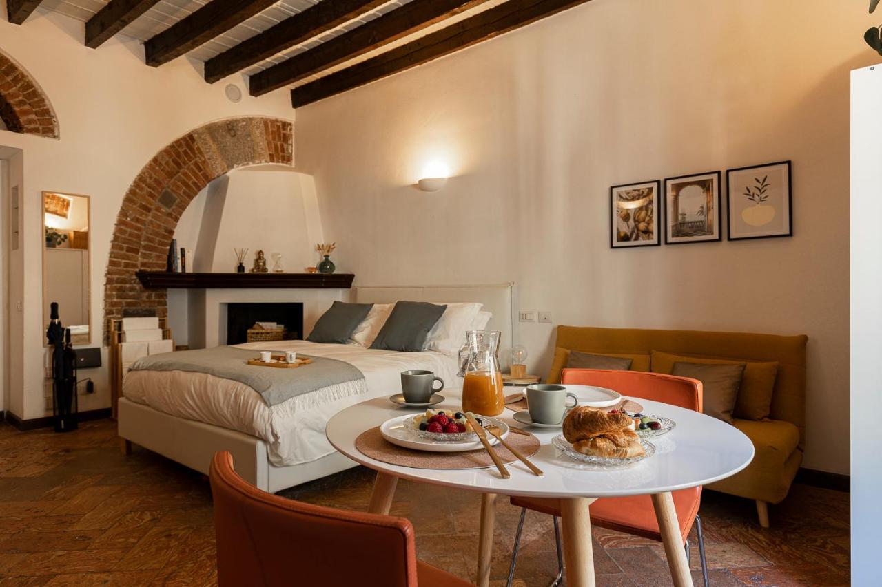 Cozy House In Naviglio Grande - Homy Apartments Милан Экстерьер фото